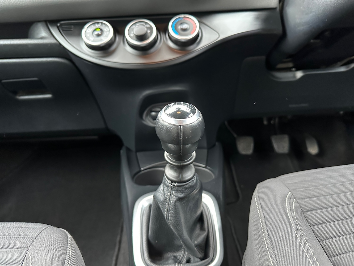 Used Toyota Yaris 2019 for sale - 76587055: Photo 10