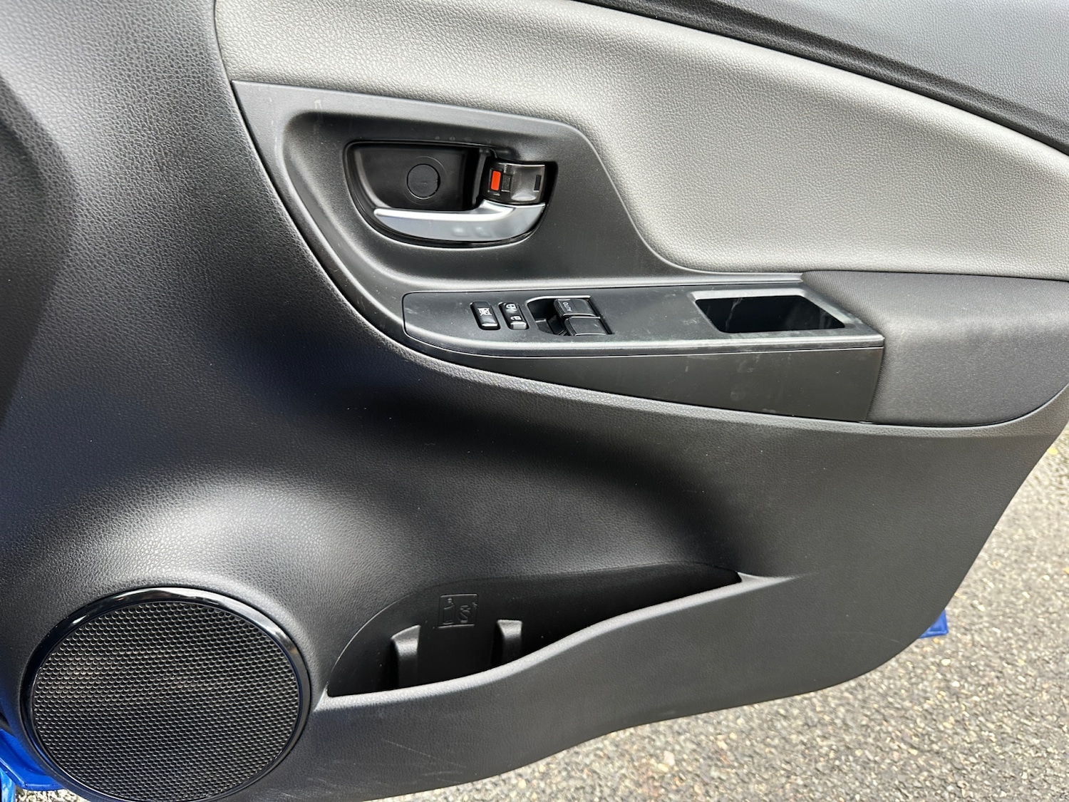 Used Toyota Yaris 2019 for sale - 76587055: Photo 27