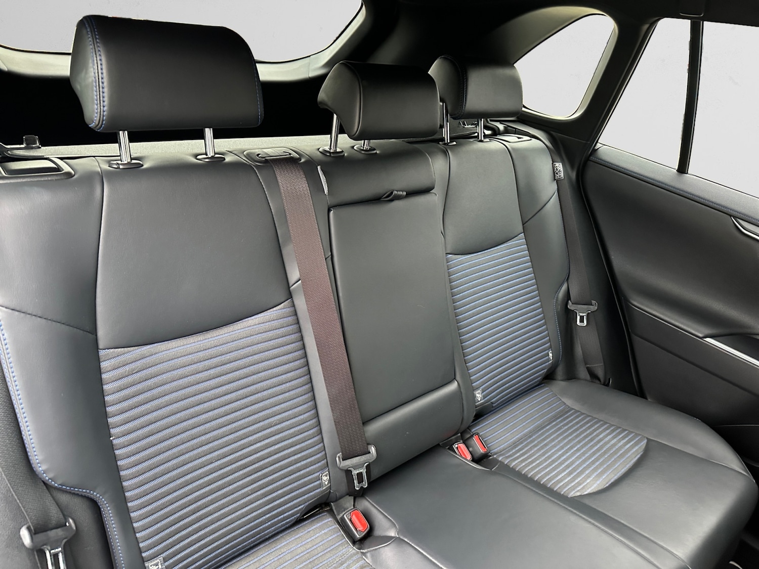 Used Toyota RAV4 2020 for sale - 76533902: Photo 11