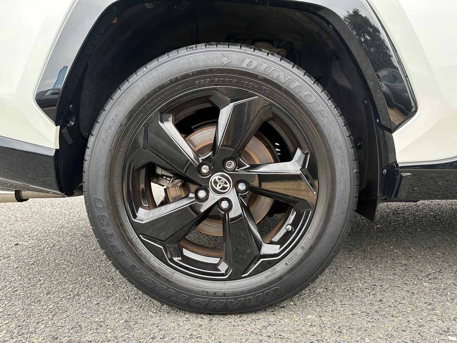 Used Toyota RAV4 2020 for sale - 76533902: Photo 24