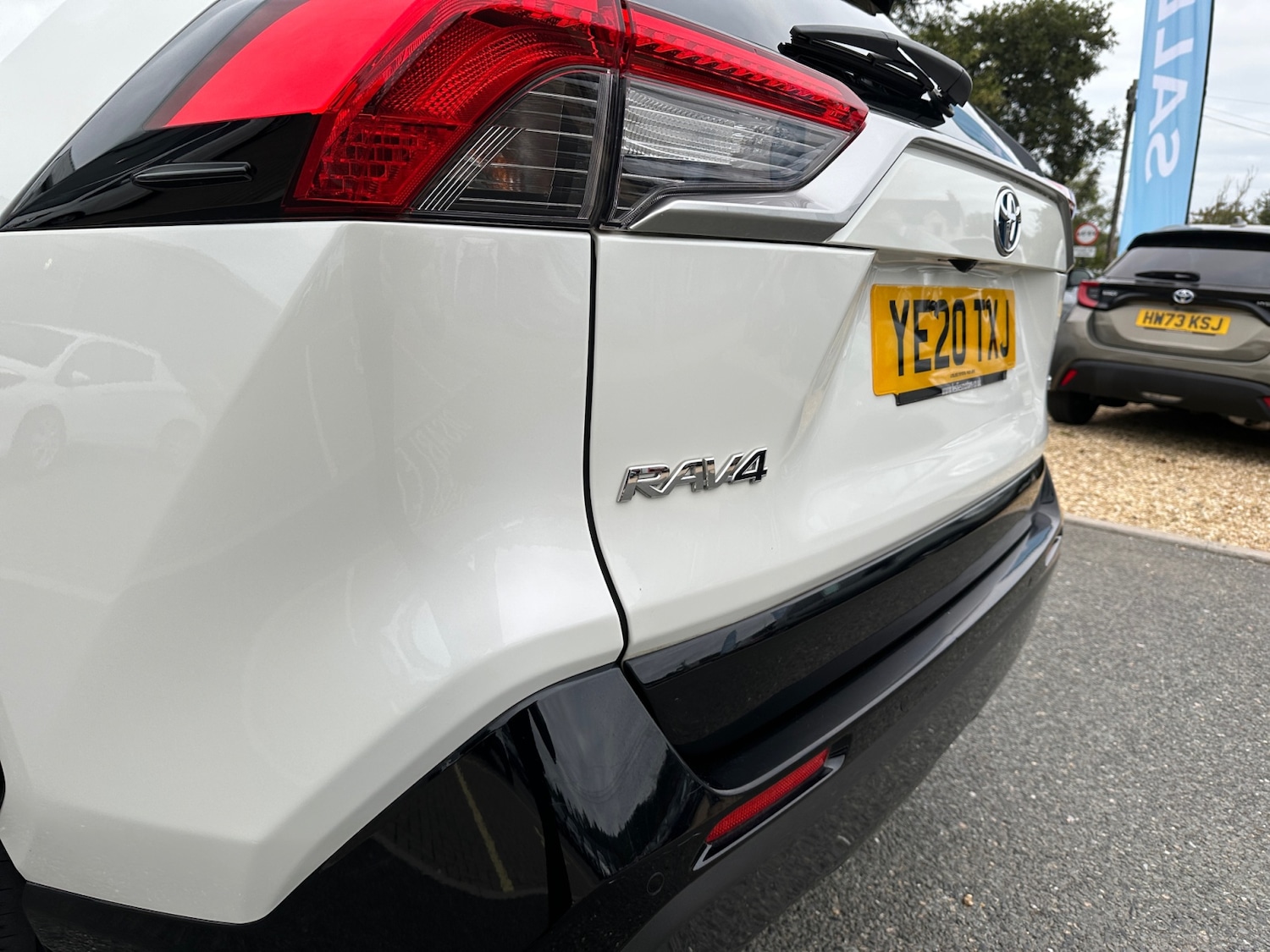 Used Toyota RAV4 2020 for sale - 76533902: Photo 28