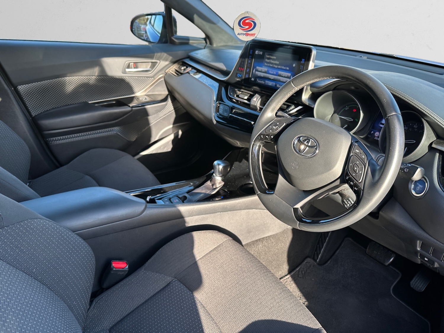 Used Toyota C-HR 2018 for sale - 77225085: Photo 14