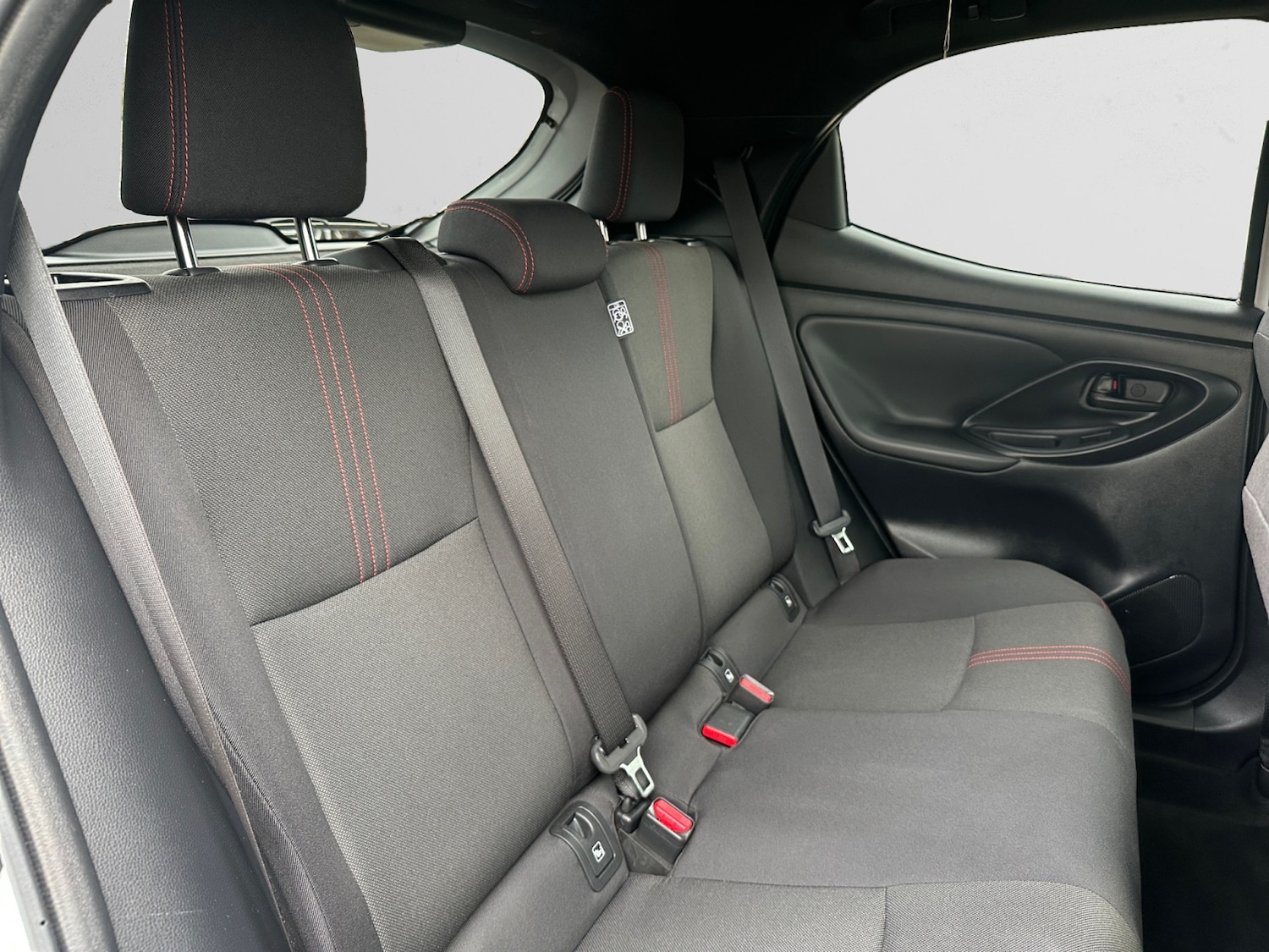 Used Toyota Yaris 2023 for sale - 76533931: Photo 11