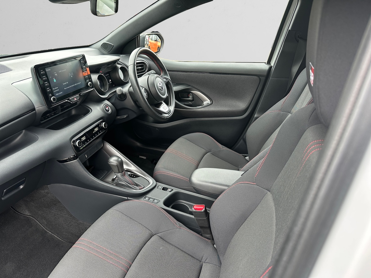 Used Toyota Yaris 2023 for sale - 76533931: Photo 6