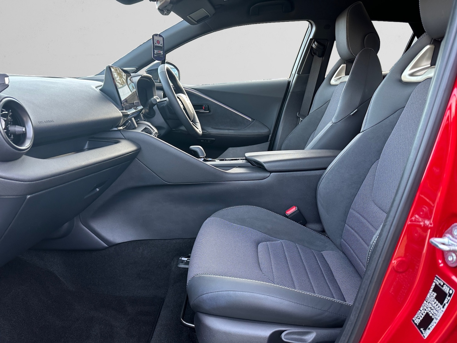 Used Toyota C-HR 2025 for sale - 77137707: Photo 6