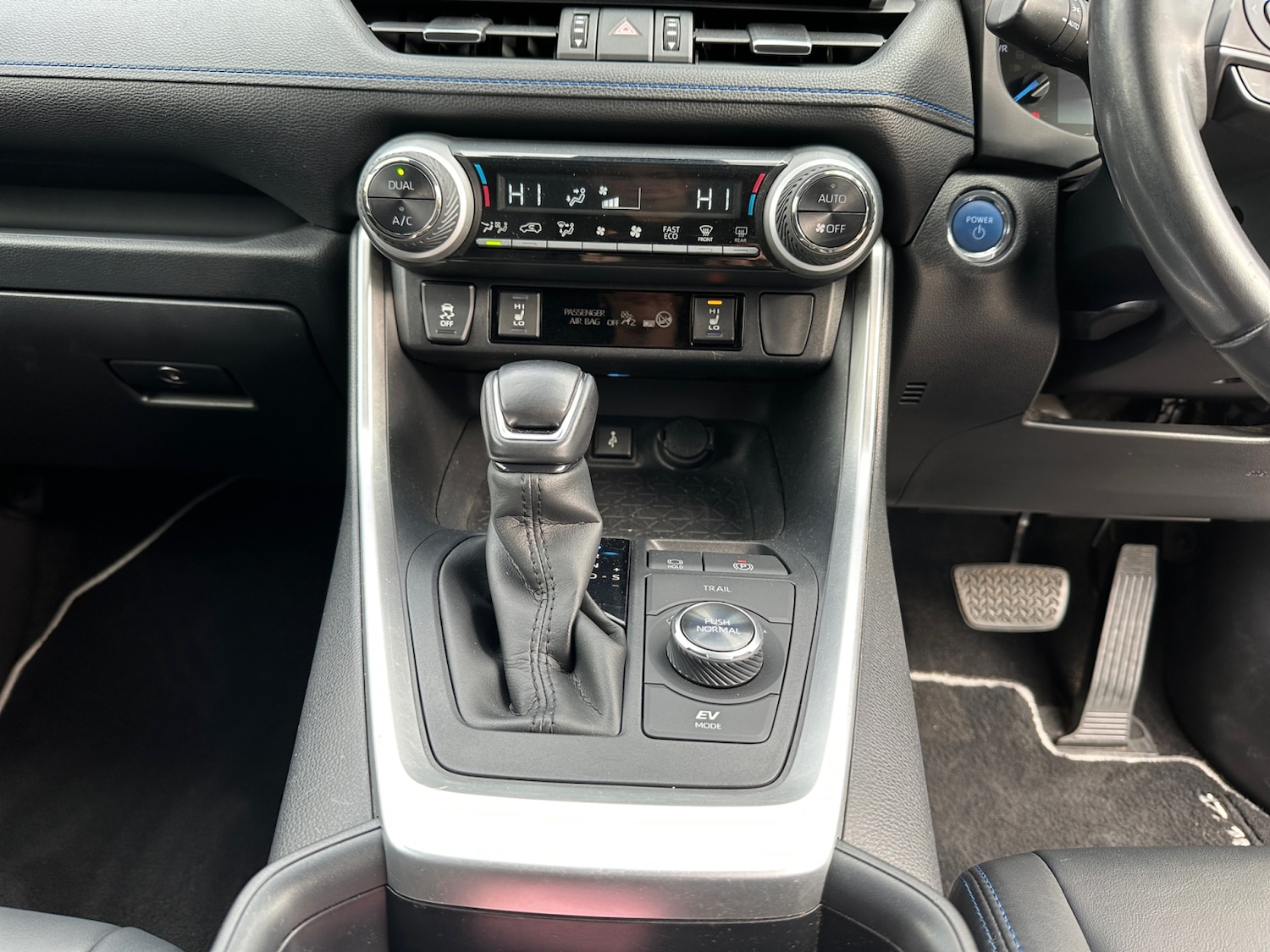 Used Toyota RAV4 2020 for sale - 76533893: Photo 10