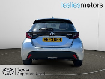 Used Toyota Yaris 2023 for sale - 78824423: Photo
