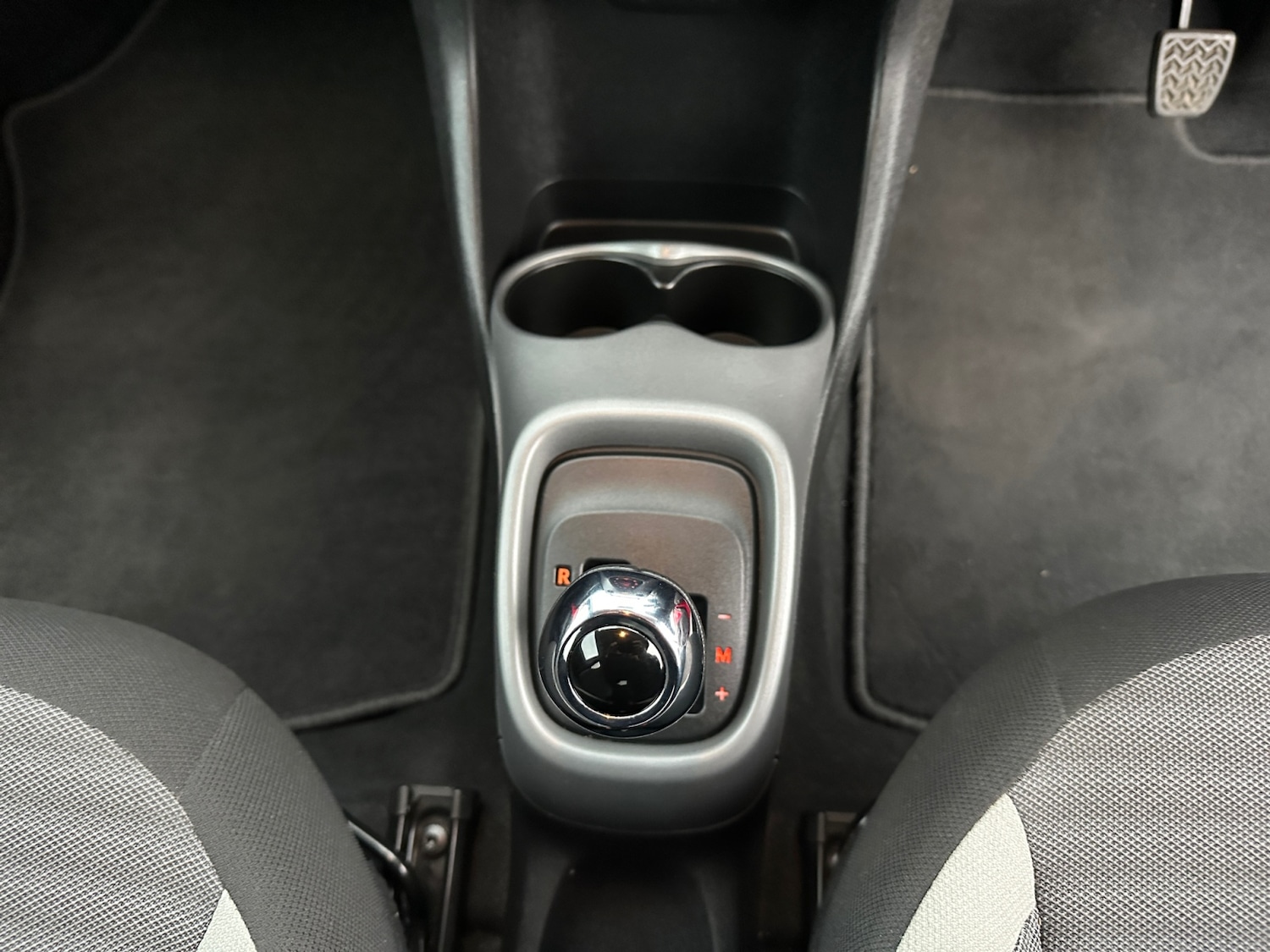 Used Toyota AYGO 2019 for sale - 76954285: Photo 10