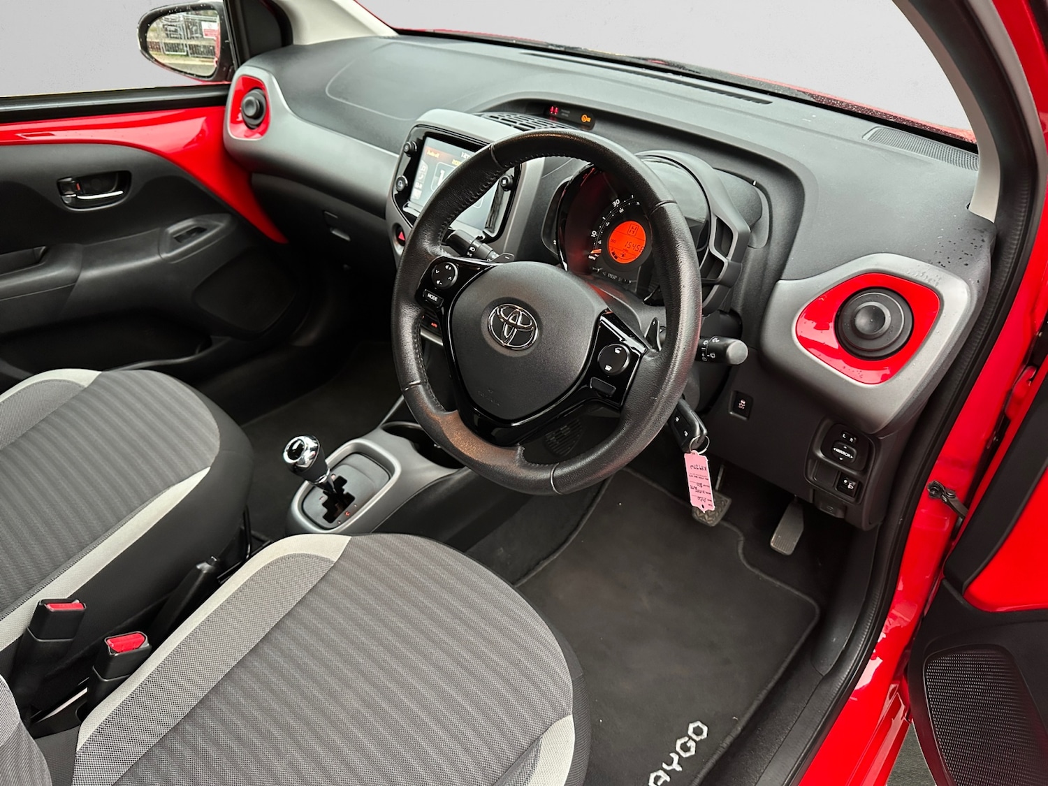 Used Toyota AYGO 2019 for sale - 76954285: Photo 14