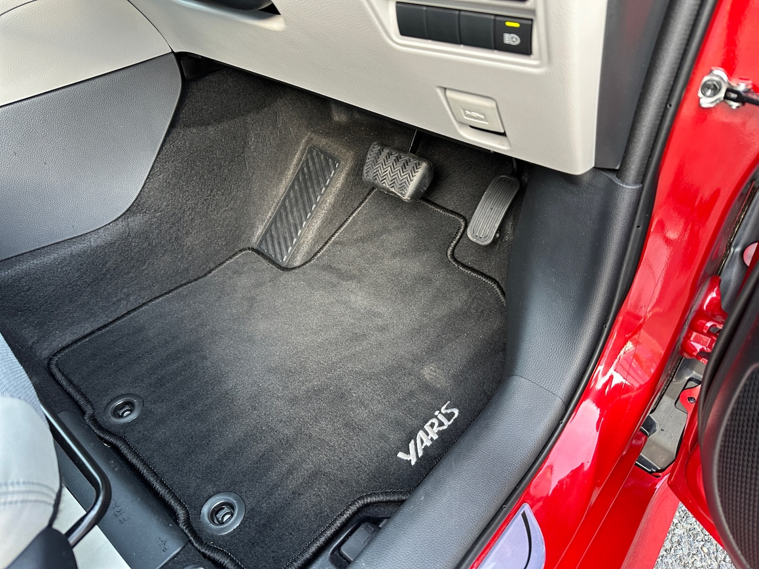 Used Toyota Yaris 2023 for sale - 76717299: Photo 25