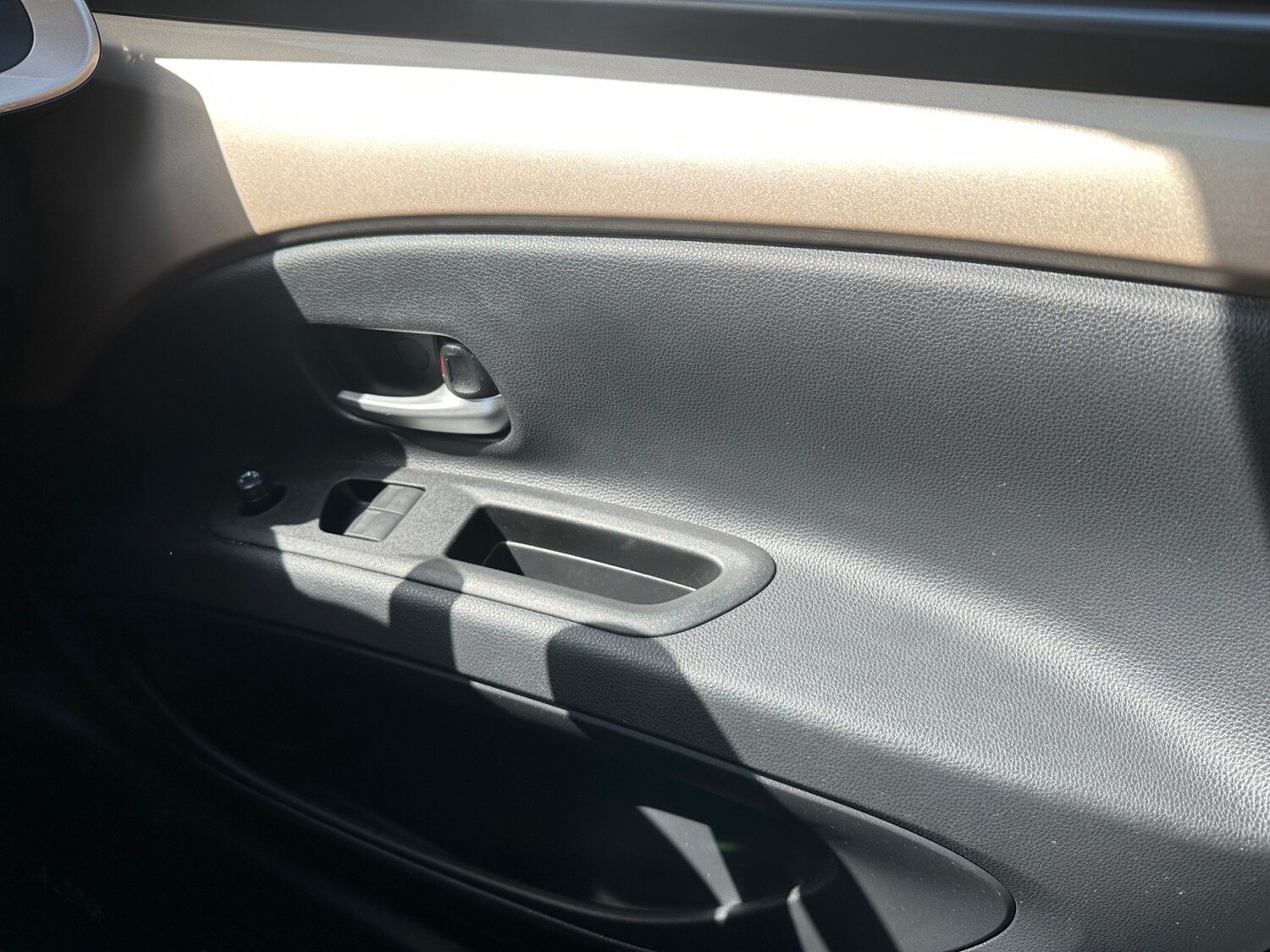 Used Toyota Aygo X 2024 for sale - 78172723: Photo 27