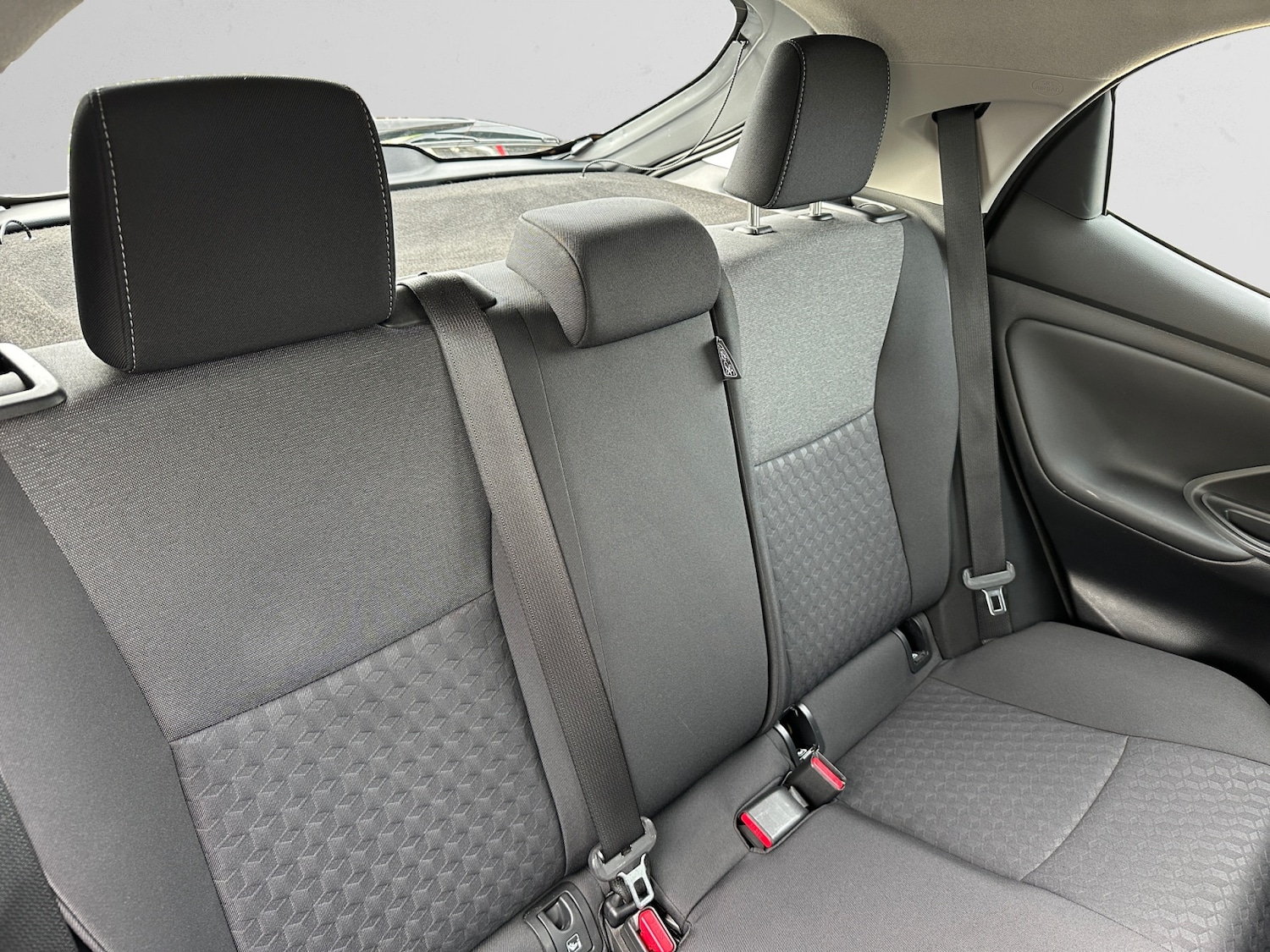 Used Toyota Yaris 2021 for sale - 76533799: Photo 11