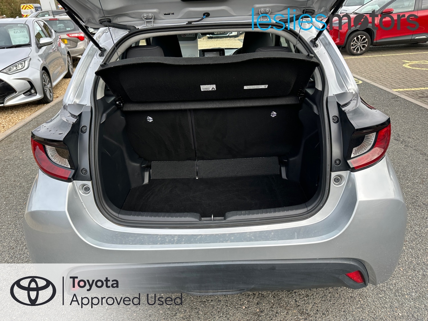 Used Toyota Yaris 2021 for sale - 76533799: Photo 20