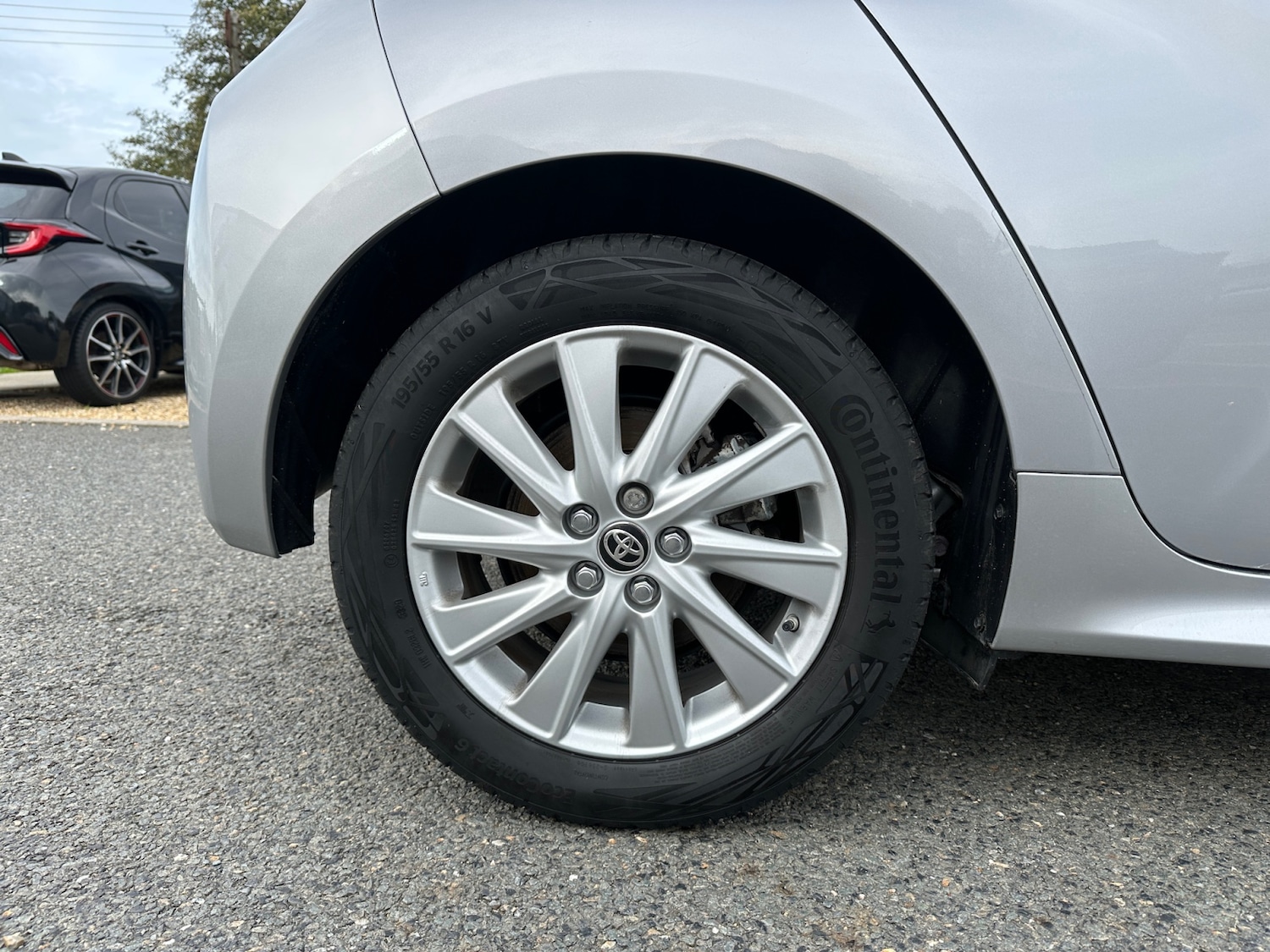 Used Toyota Yaris 2021 for sale - 76533799: Photo 24