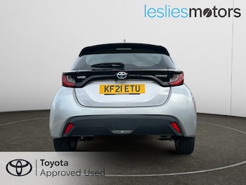 Used Toyota Yaris 2021 for sale - 76533799: Photo