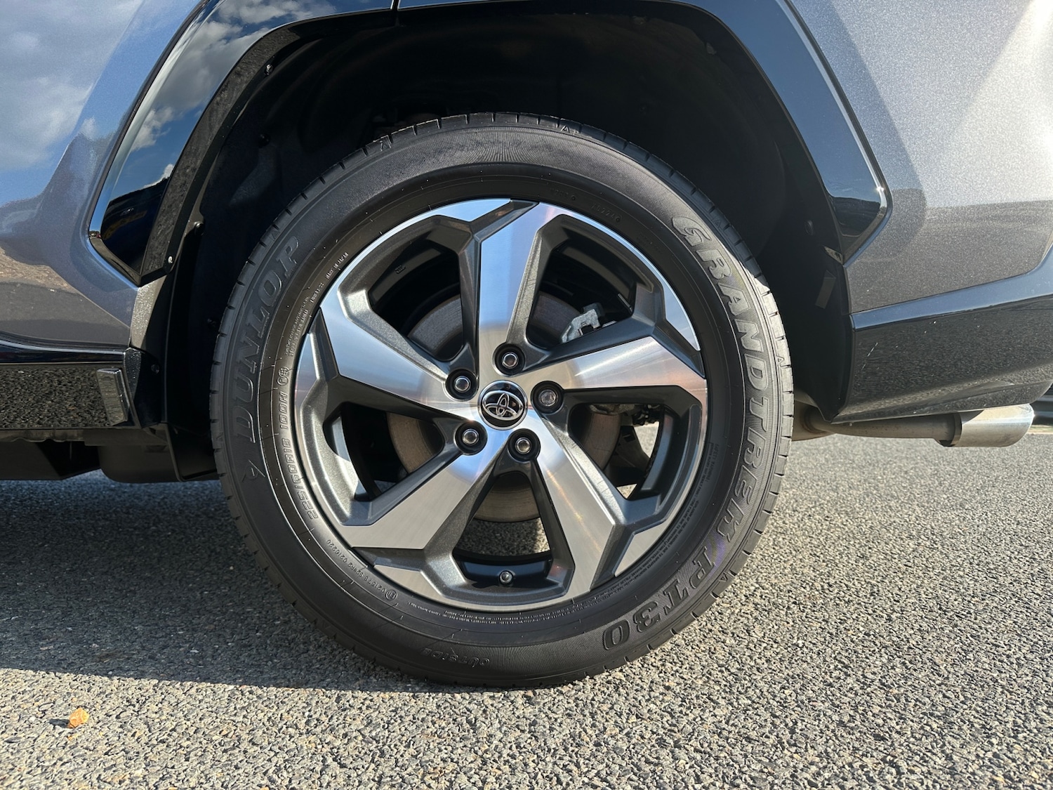 Used Toyota RAV4 2024 for sale - 76533809: Photo 25