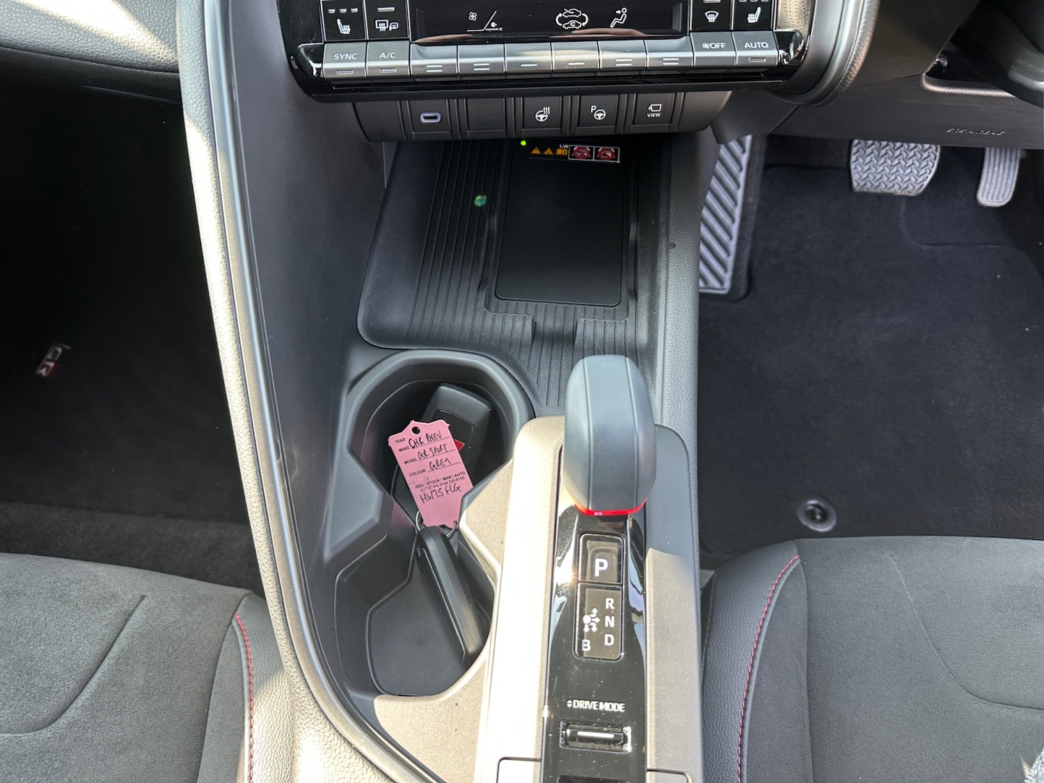 Used Toyota C-HR 2025 for sale - 77965211: Photo 10