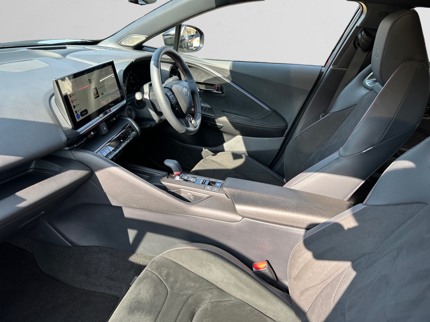 Used Toyota C-HR 2025 for sale - 77965211: Photo 6