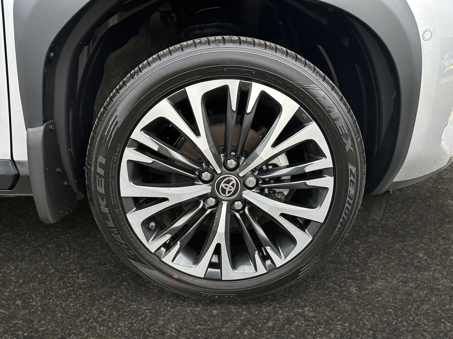 Used Toyota Yaris Cross 2024 for sale - 76948475: Photo 12