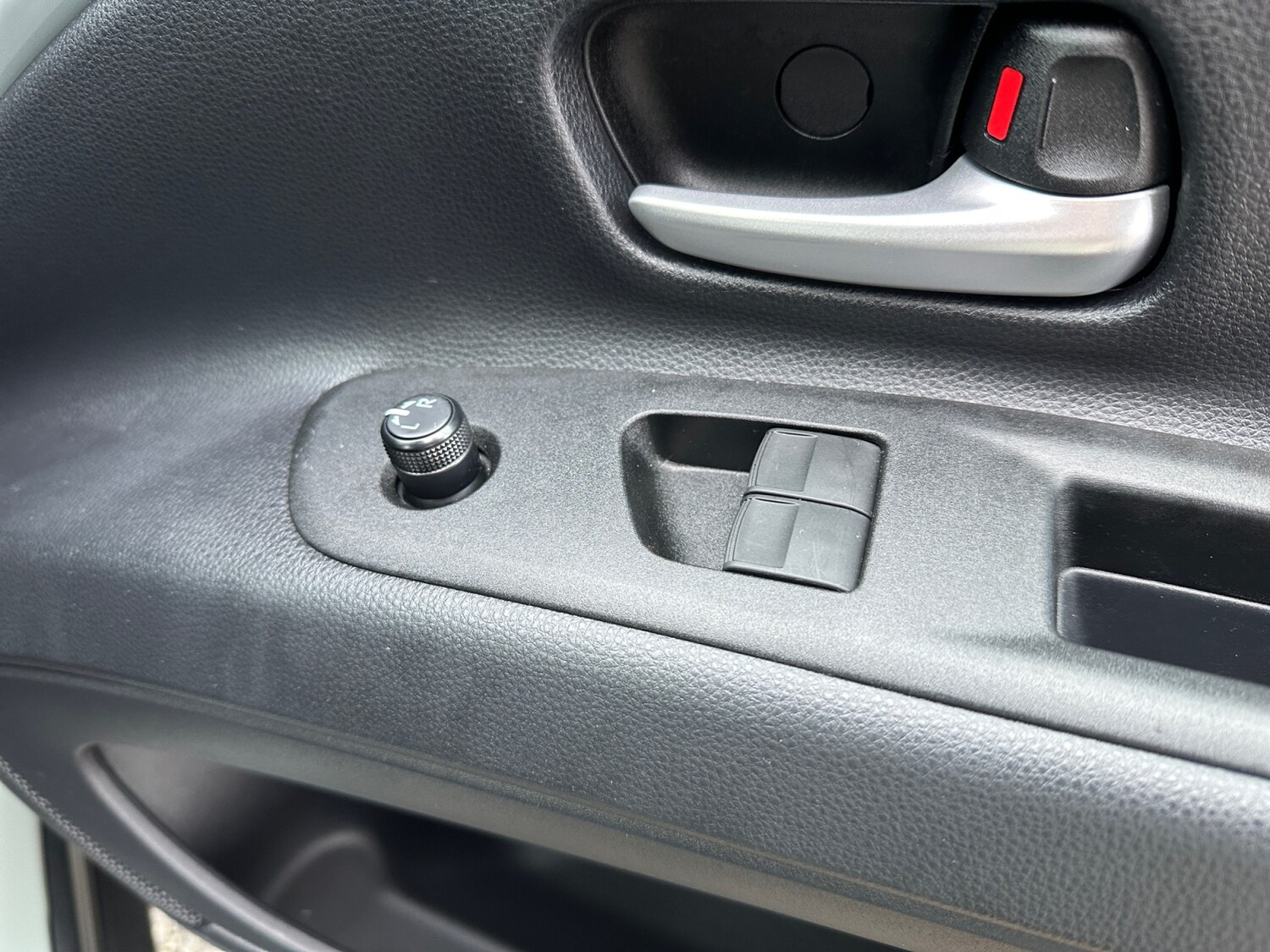 Used Toyota Aygo X 2025 for sale - 77198200: Photo 27