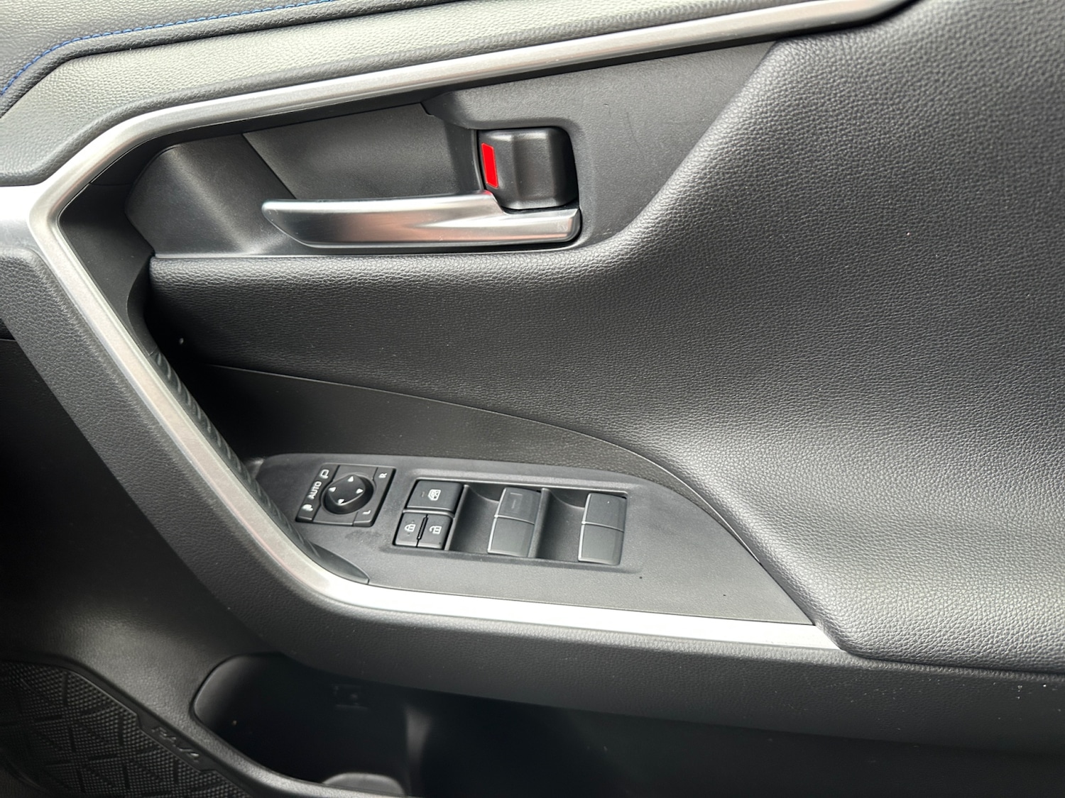 Used Toyota RAV4 2021 for sale - 77975496: Photo 26