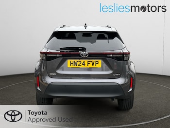 Used Toyota Yaris Cross 2024 for sale - 77778494: Photo