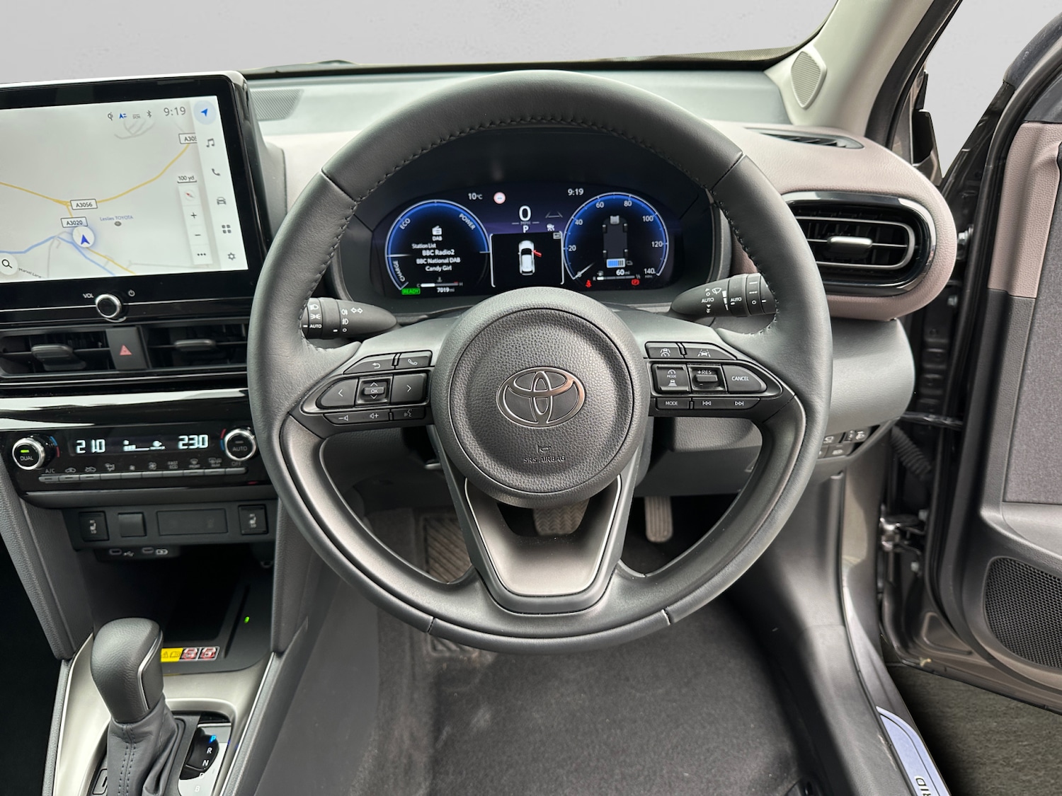 Used Toyota Yaris Cross 2024 for sale - 77778494: Photo 9