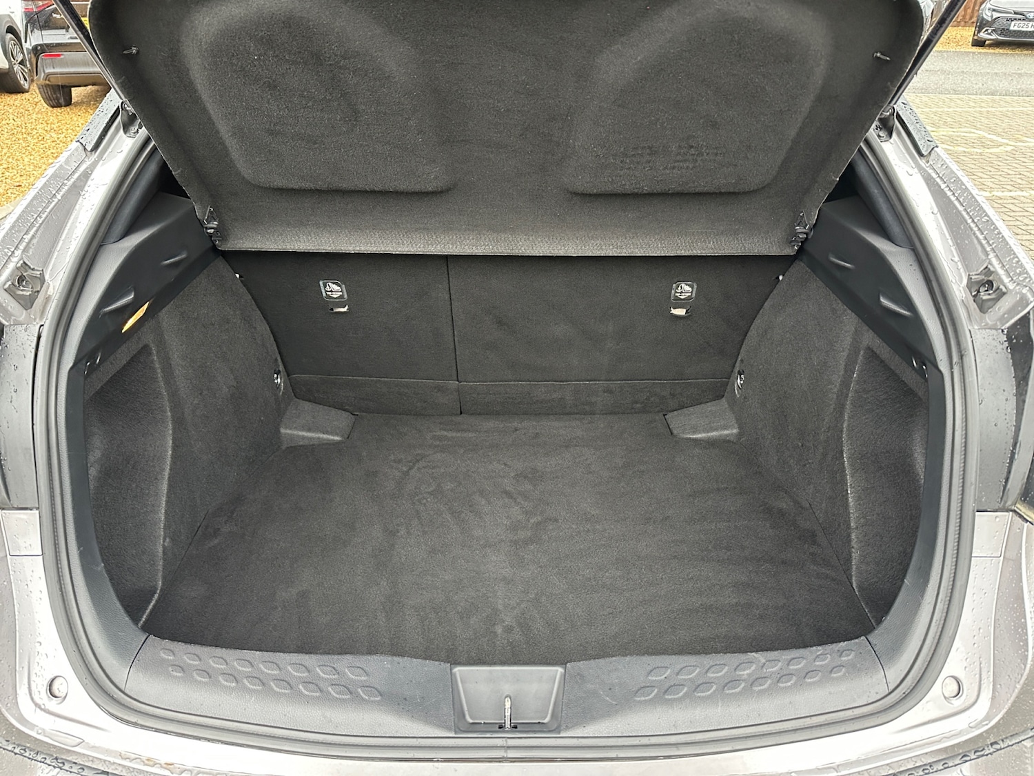 Used Toyota C-HR 2019 for sale - 77186233: Photo 20