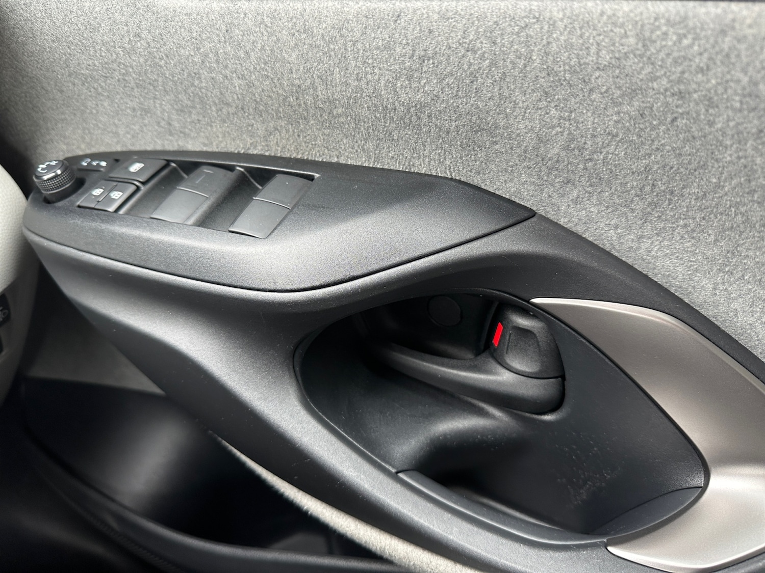 Used Toyota Yaris 2021 for sale - 77855625: Photo 27