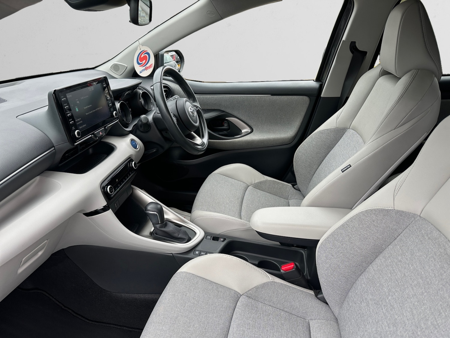 Used Toyota Yaris 2021 for sale - 77855625: Photo 6