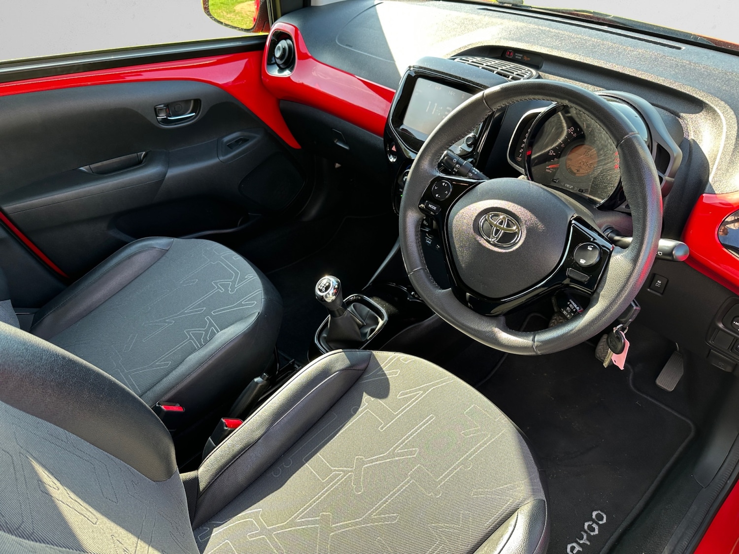 Used Toyota AYGO 2015 for sale - 77137602: Photo 14