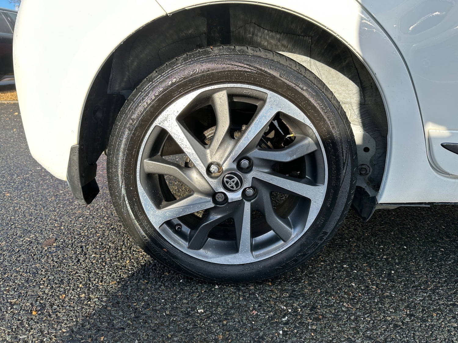 Used Toyota Yaris 2020 for sale - 76788239: Photo 24