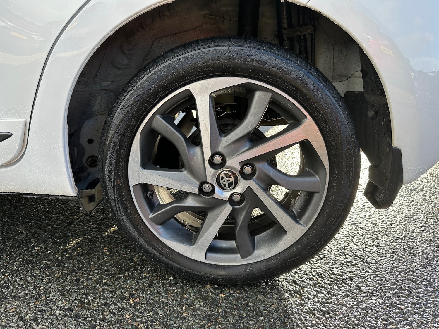 Used Toyota Yaris 2020 for sale - 76788239: Photo 25