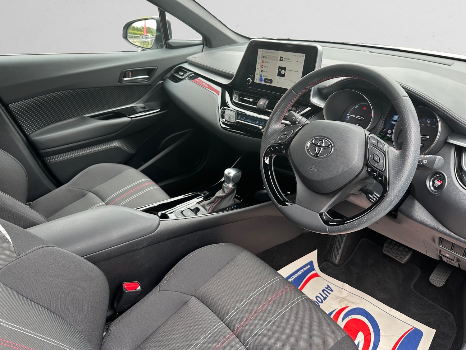 Used Toyota C-HR 2023 for sale - 76534009: Photo 14