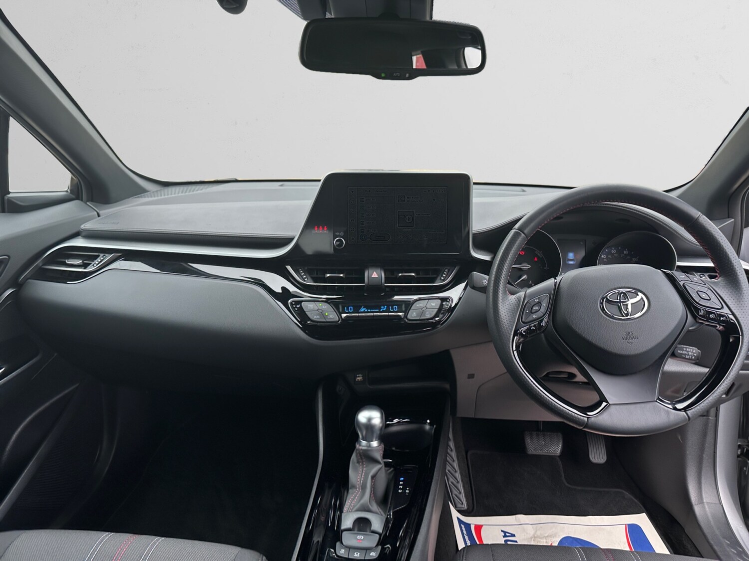 Used Toyota C-HR 2023 for sale - 76534009: Photo 7