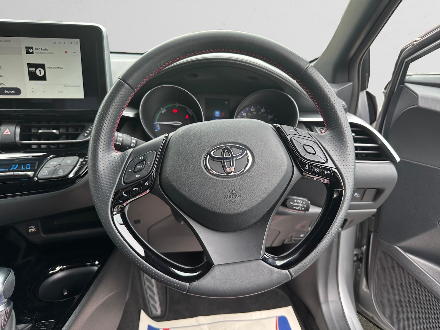 Used Toyota C-HR 2023 for sale - 76534009: Photo 9