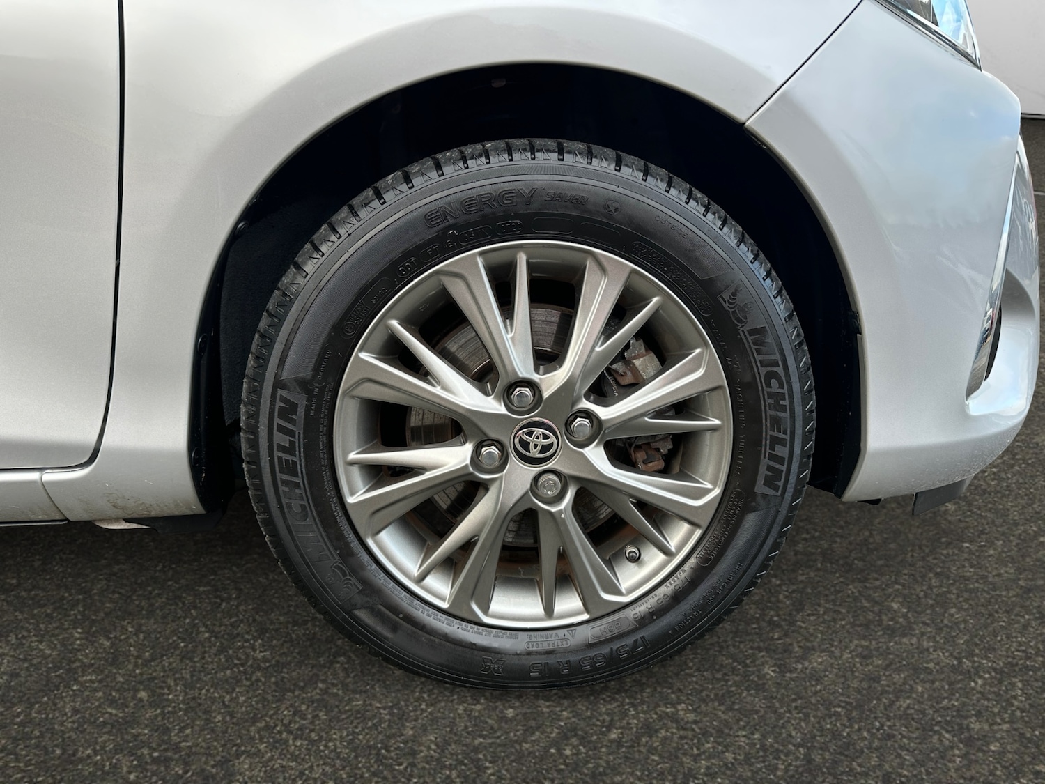 Used Toyota Yaris 2019 for sale - 77087376: Photo 12