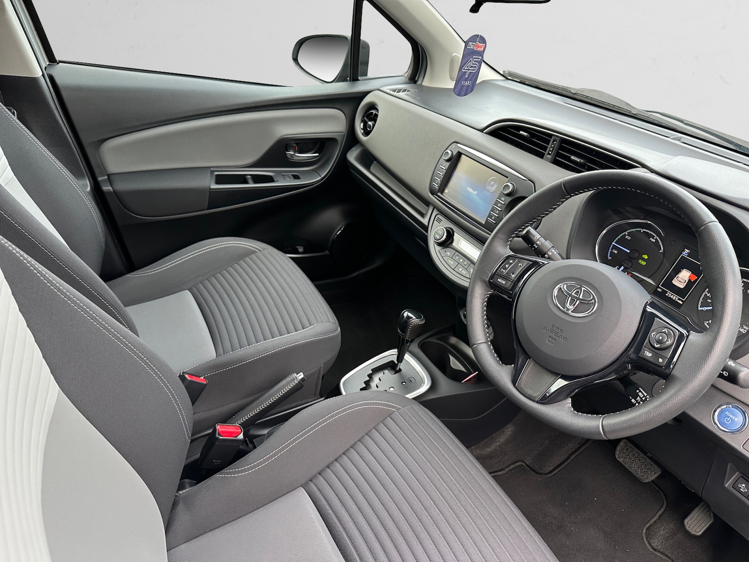 Used Toyota Yaris 2019 for sale - 77087376: Photo 14