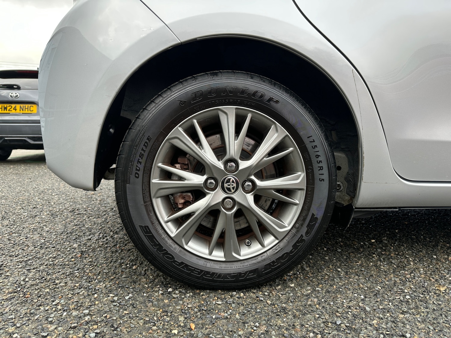 Used Toyota Yaris 2019 for sale - 77087376: Photo 24