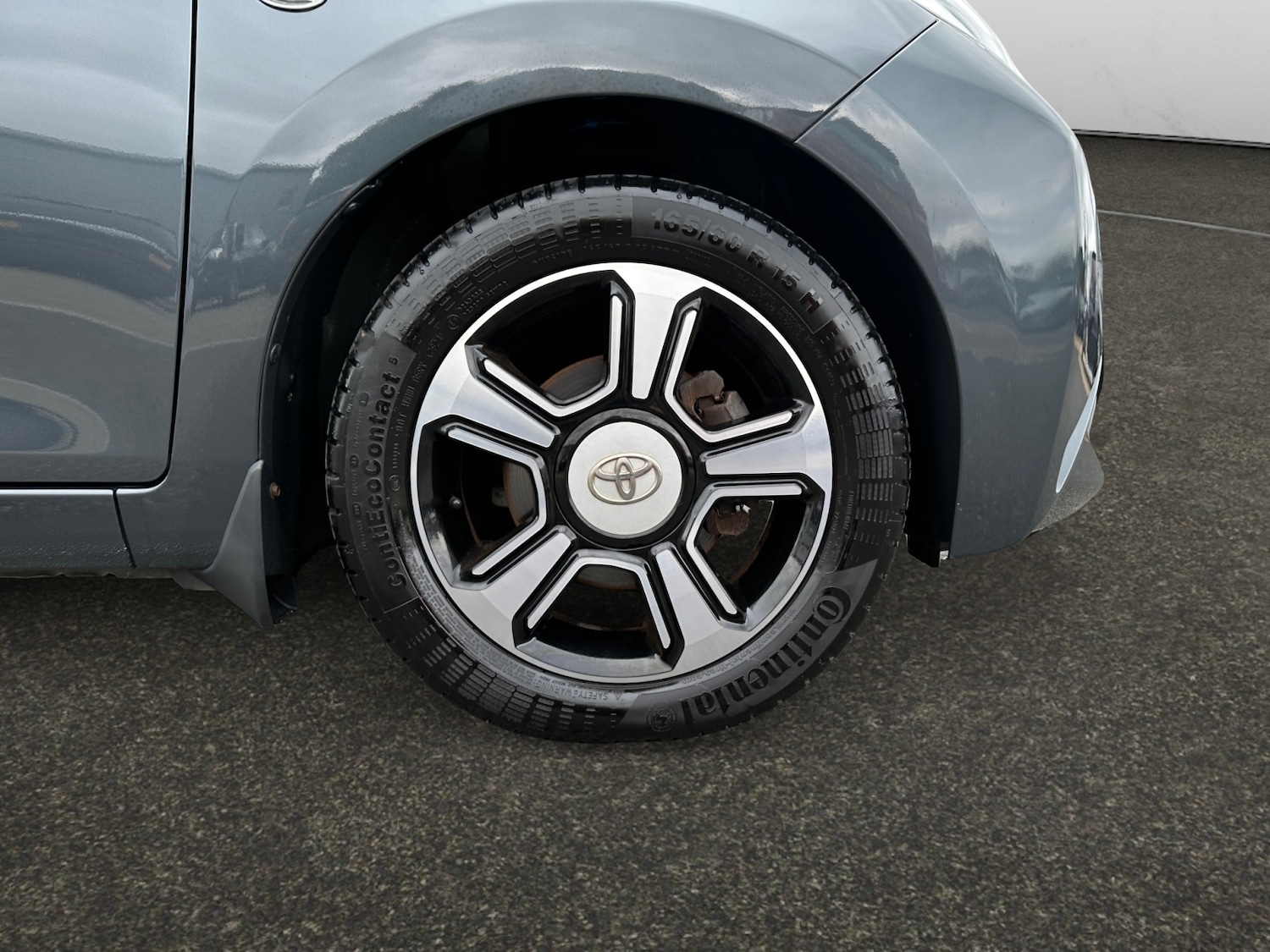 Used Toyota AYGO 2016 for sale - 76533760: Photo 12