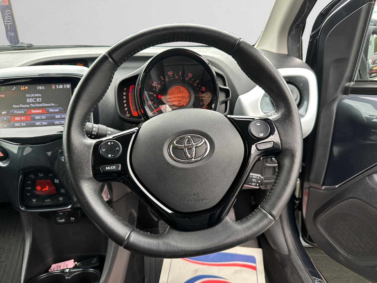 Used Toyota AYGO 2016 for sale - 76533760: Photo 9