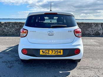 Used Hyundai i10 2019 for sale - 75609858: Photo