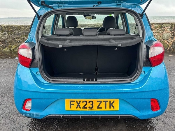 Used Hyundai i10 2023 for sale - 76759895: Photo 6