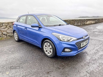 Used Hyundai i20 2020 for sale - 76349944: Photo