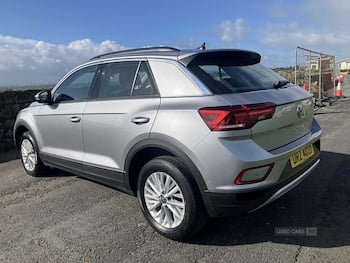 Used Volkswagen T-Roc 2023 for sale - 79751747: Photo