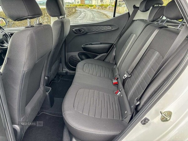 Used Hyundai i10 2021 for sale - 76167762: Photo 9