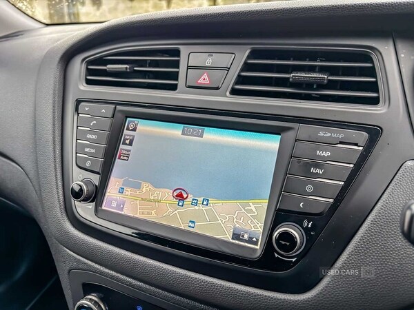 Used Hyundai i20 2017 for sale - 77697168: Photo 14