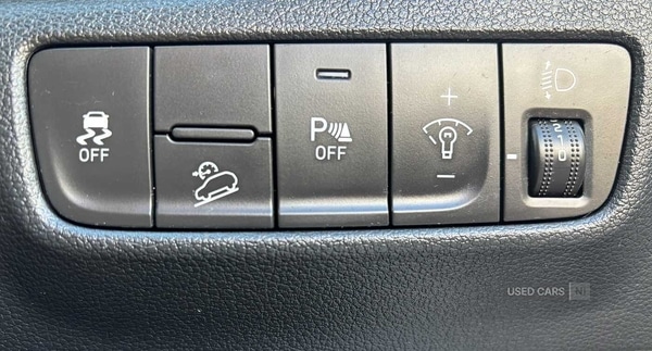 Used Hyundai KONA 2021 for sale - 76095350: Photo 19