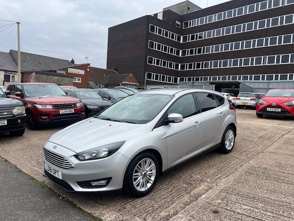 Used Ford Focus 2018 for sale - 76309740: Photo 3