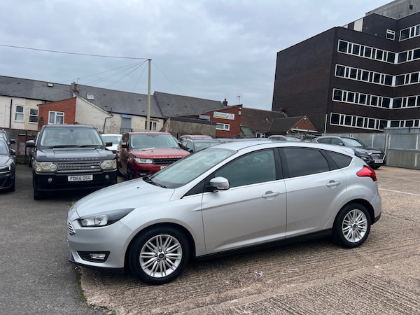 Used Ford Focus 2018 for sale - 76309740: Photo 4